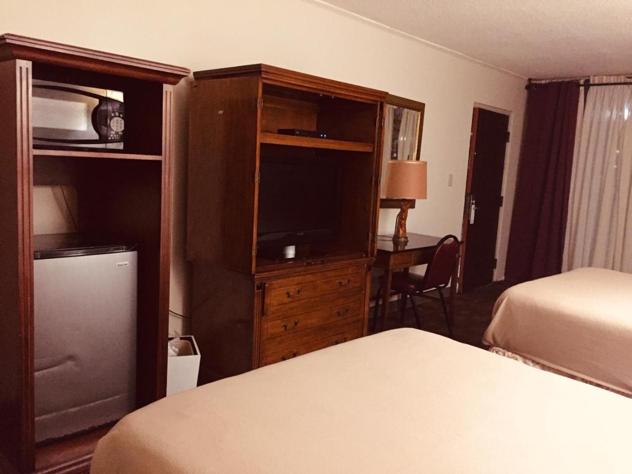 Cheshire Motor Motel 2*